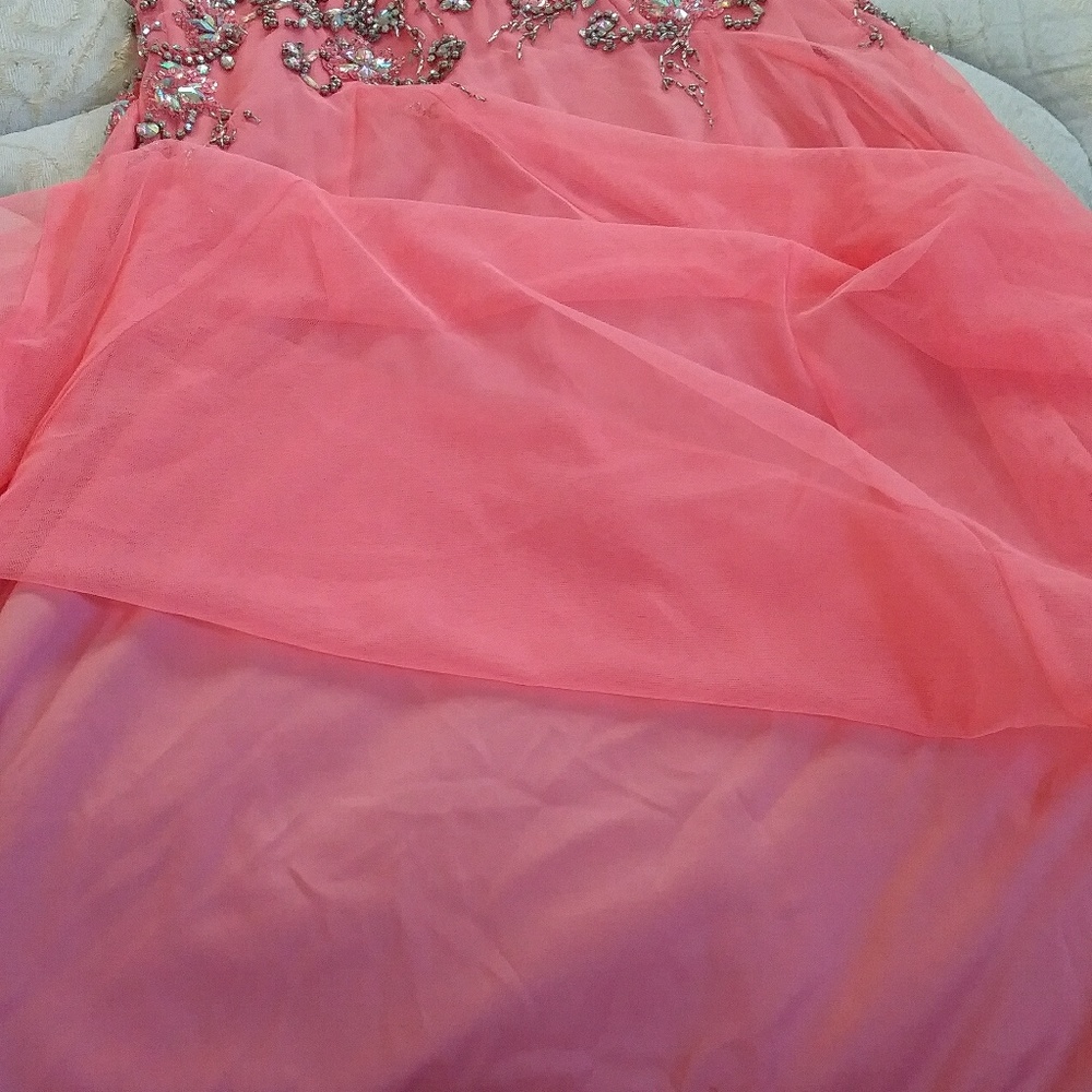 Prom dress - Picture 8 of 8